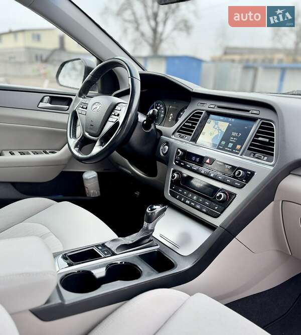 Седан Hyundai Sonata 2015 в Кременчуге