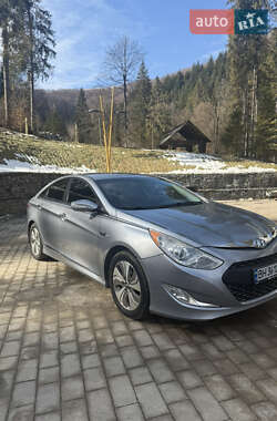 Седан Hyundai Sonata 2014 в Межгорье