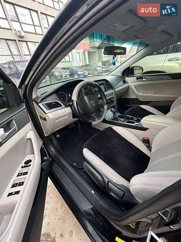 Седан Hyundai Sonata 2014 в Львове
