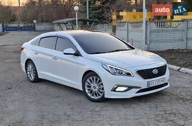 Седан Hyundai Sonata 2015 в Червоному Донці