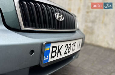 Седан Hyundai Sonata 2002 в Львове