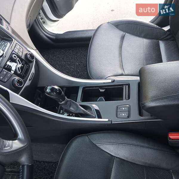 Седан Hyundai Sonata 2012 в Луцьку