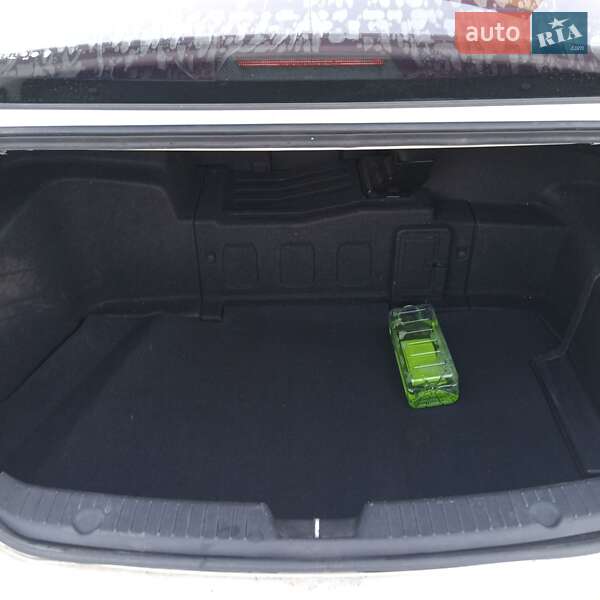 Седан Hyundai Sonata 2012 в Луцьку