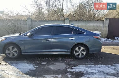 Седан Hyundai Sonata 2015 в 