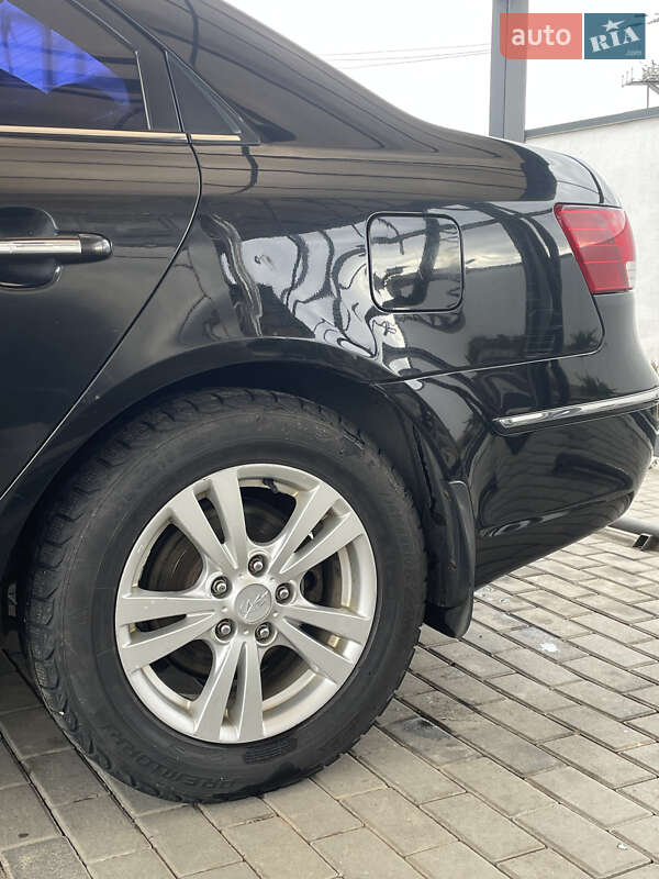 Седан Hyundai Sonata 2009 в Хусті