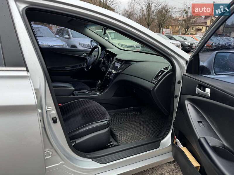 Седан Hyundai Sonata 2013 в Виннице