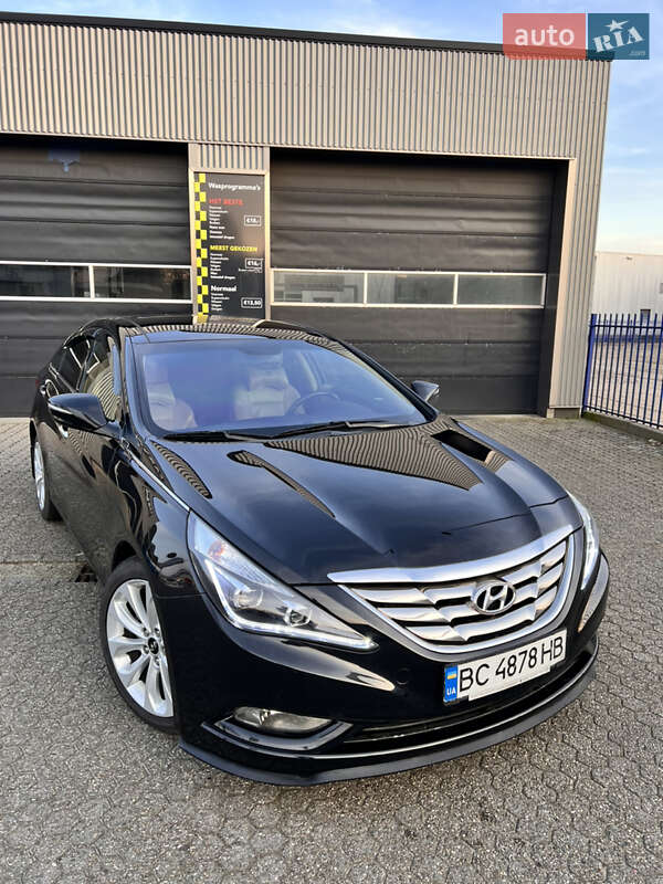 Седан Hyundai Sonata 2012 в Немирові