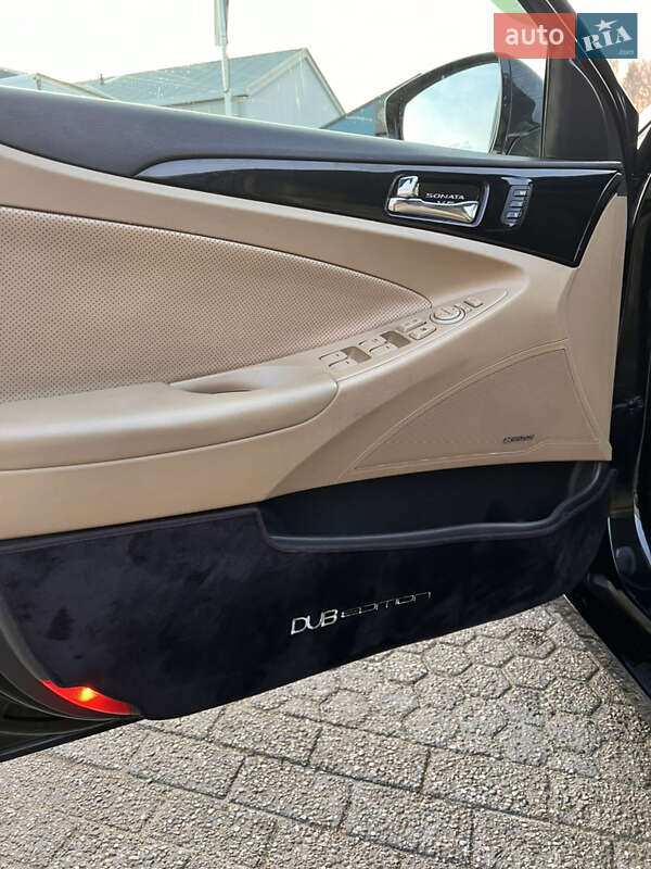 Седан Hyundai Sonata 2012 в Немирові