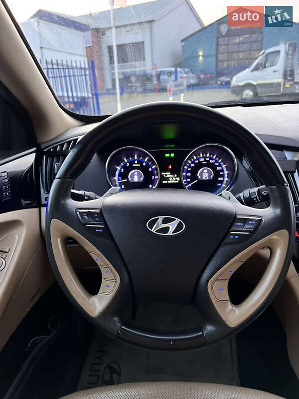 Седан Hyundai Sonata 2012 в Немирові