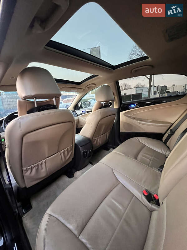 Седан Hyundai Sonata 2012 в Немирові