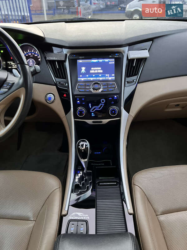 Седан Hyundai Sonata 2012 в Немирові