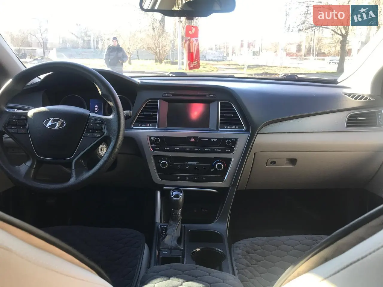 2016 Hyundai Sonata - мініатюра 30