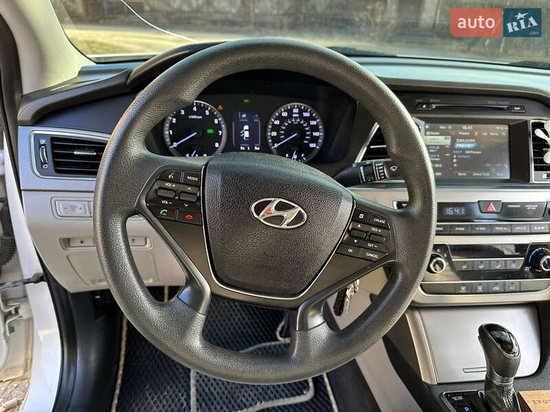 Седан Hyundai Sonata 2015 в Кам'янець-Подільському