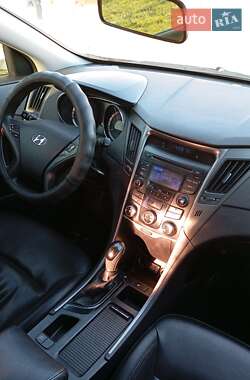 Седан Hyundai Sonata 2013 в 