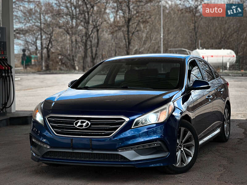 Седан Hyundai Sonata 2015 в 