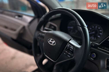Седан Hyundai Sonata 2015 в 