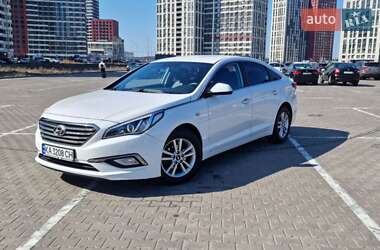 Седан Hyundai Sonata 2015 в 