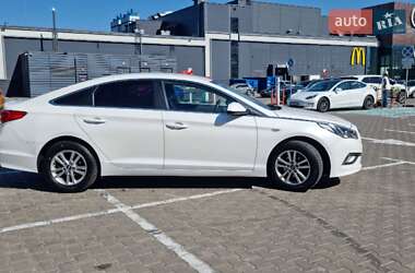 Седан Hyundai Sonata 2015 в 