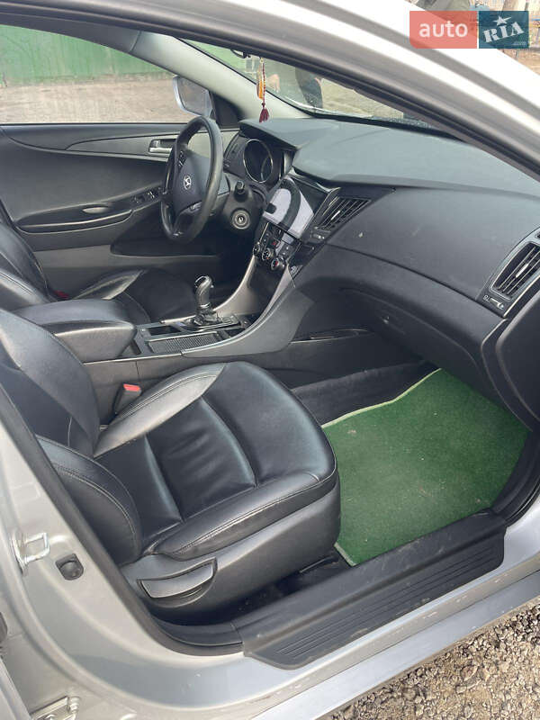 Седан Hyundai Sonata 2013 в Погребище