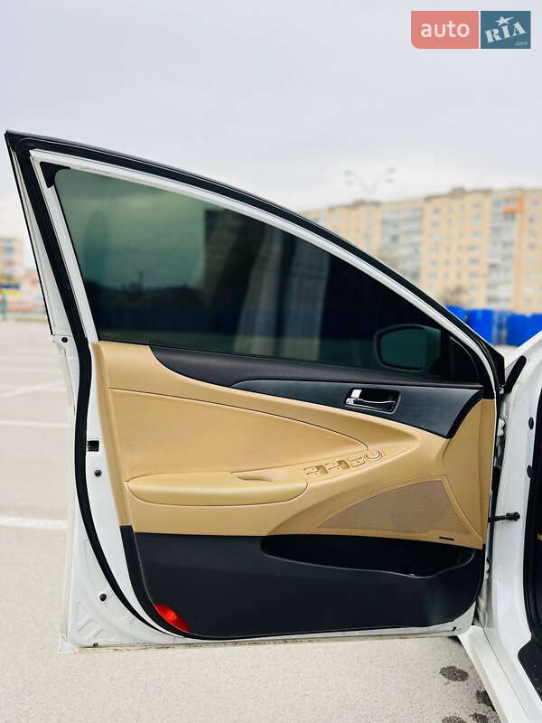 Седан Hyundai Sonata 2011 в Каменец-Подольском фото 15 Седан Hyundai Sonata 2011 в Каменец-Подольском