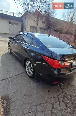 Седан Hyundai Sonata 2014 в 