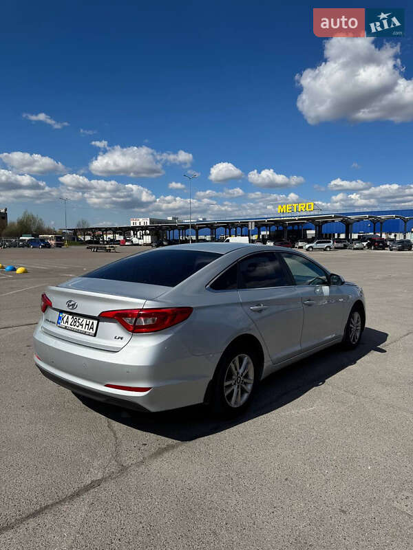 Седан Hyundai Sonata 2016 в Львове