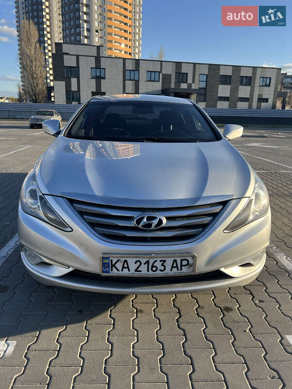 Седан Hyundai Sonata 2013 в 