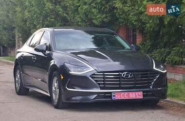 Седан Hyundai Sonata 2022 в 