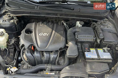 Седан Hyundai Sonata 2013 в 