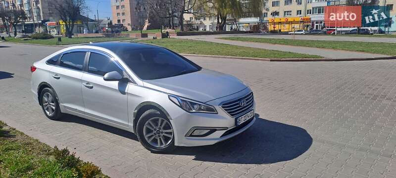 Седан Hyundai Sonata 2015 в Звягелі