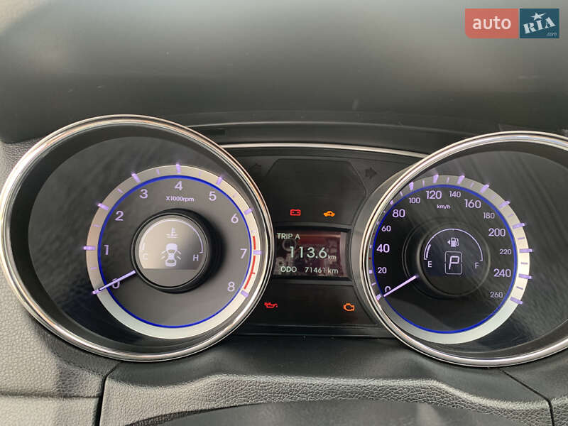 Седан Hyundai Sonata 2010 в Новомосковську