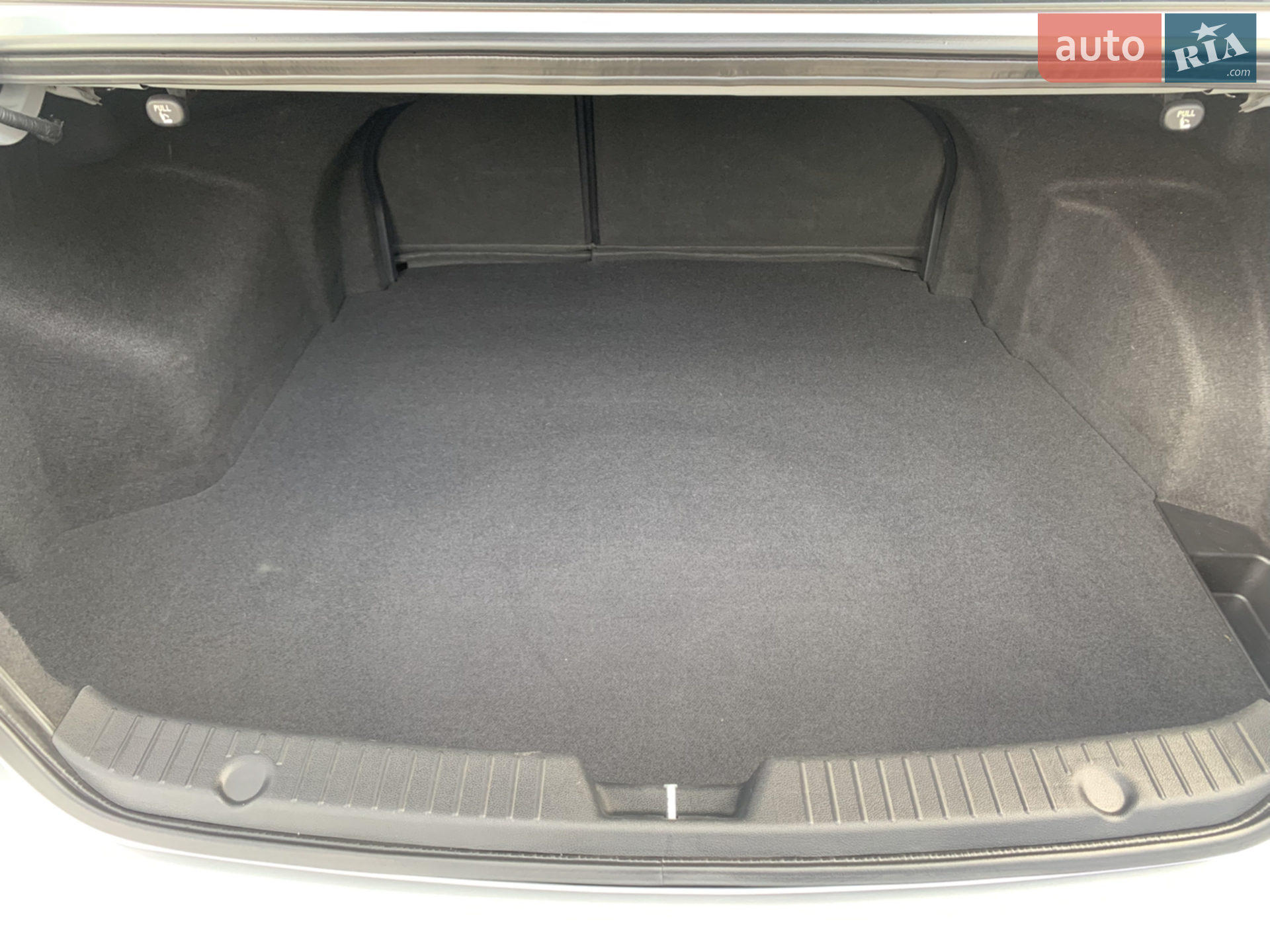 2010 Hyundai Sonata - мініатюра 24