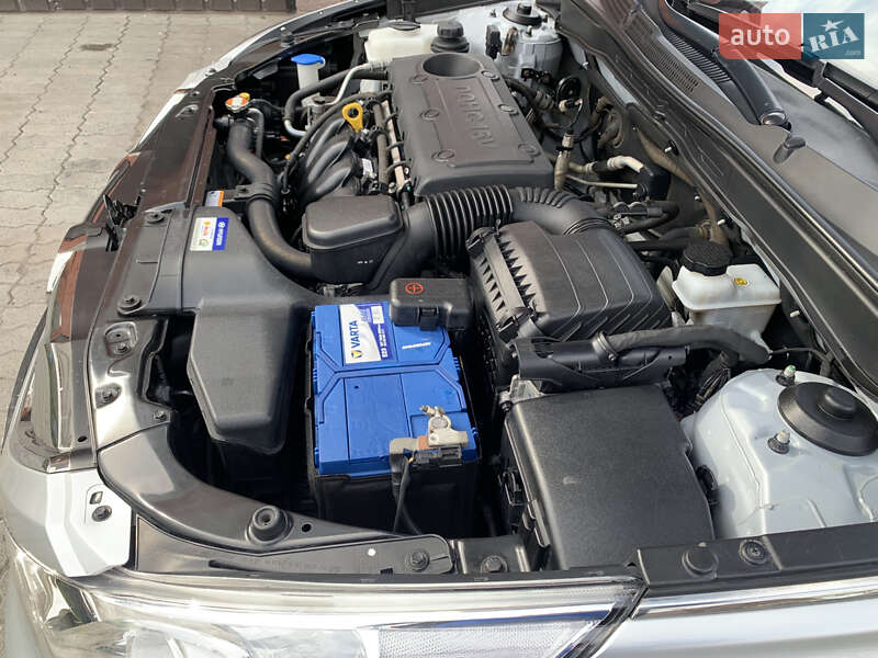 Седан Hyundai Sonata 2010 в Новомосковську