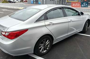 Седан Hyundai Sonata 2014 в 