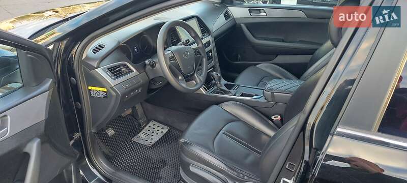 Седан Hyundai Sonata 2015 в Одессе