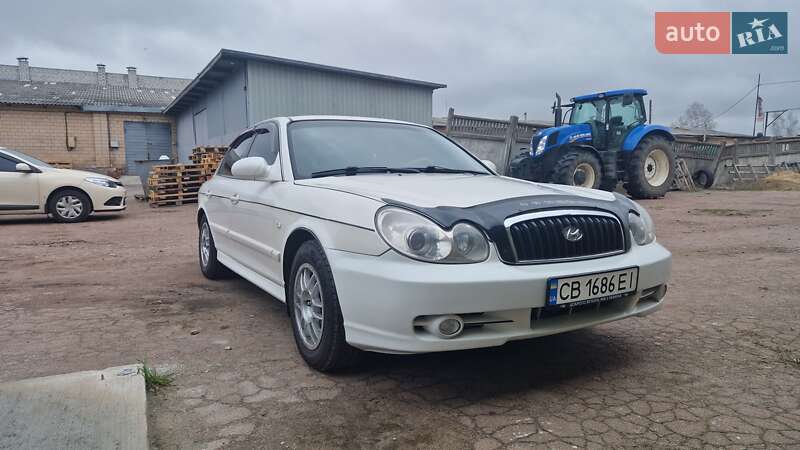 Седан Hyundai Sonata 2003 в Чернігові