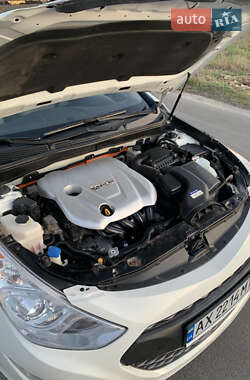 Седан Hyundai Sonata 2013 в 