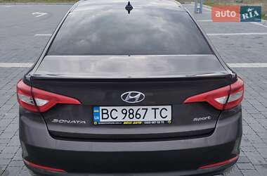 Седан Hyundai Sonata 2015 в 