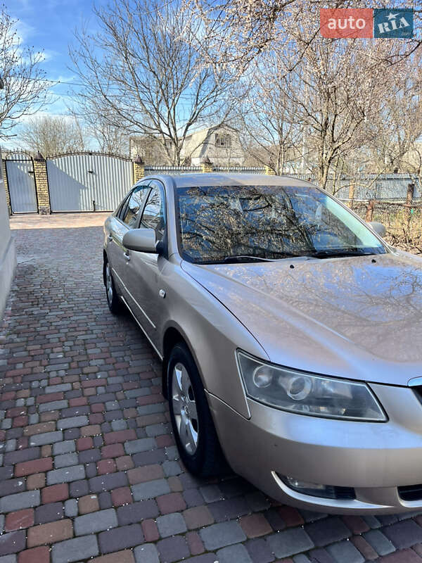 Седан Hyundai Sonata 2007 в Миронівці