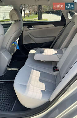 Седан Hyundai Sonata 2014 в 