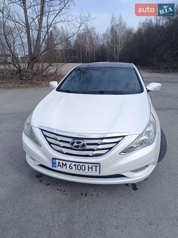 Hyundai Sonata 2010