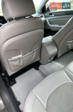 Седан Hyundai Sonata 2015 в Умани