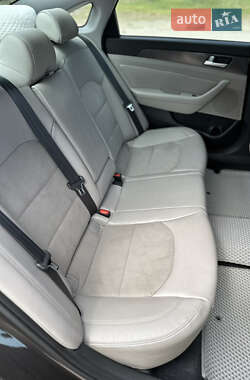 Седан Hyundai Sonata 2015 в Умани