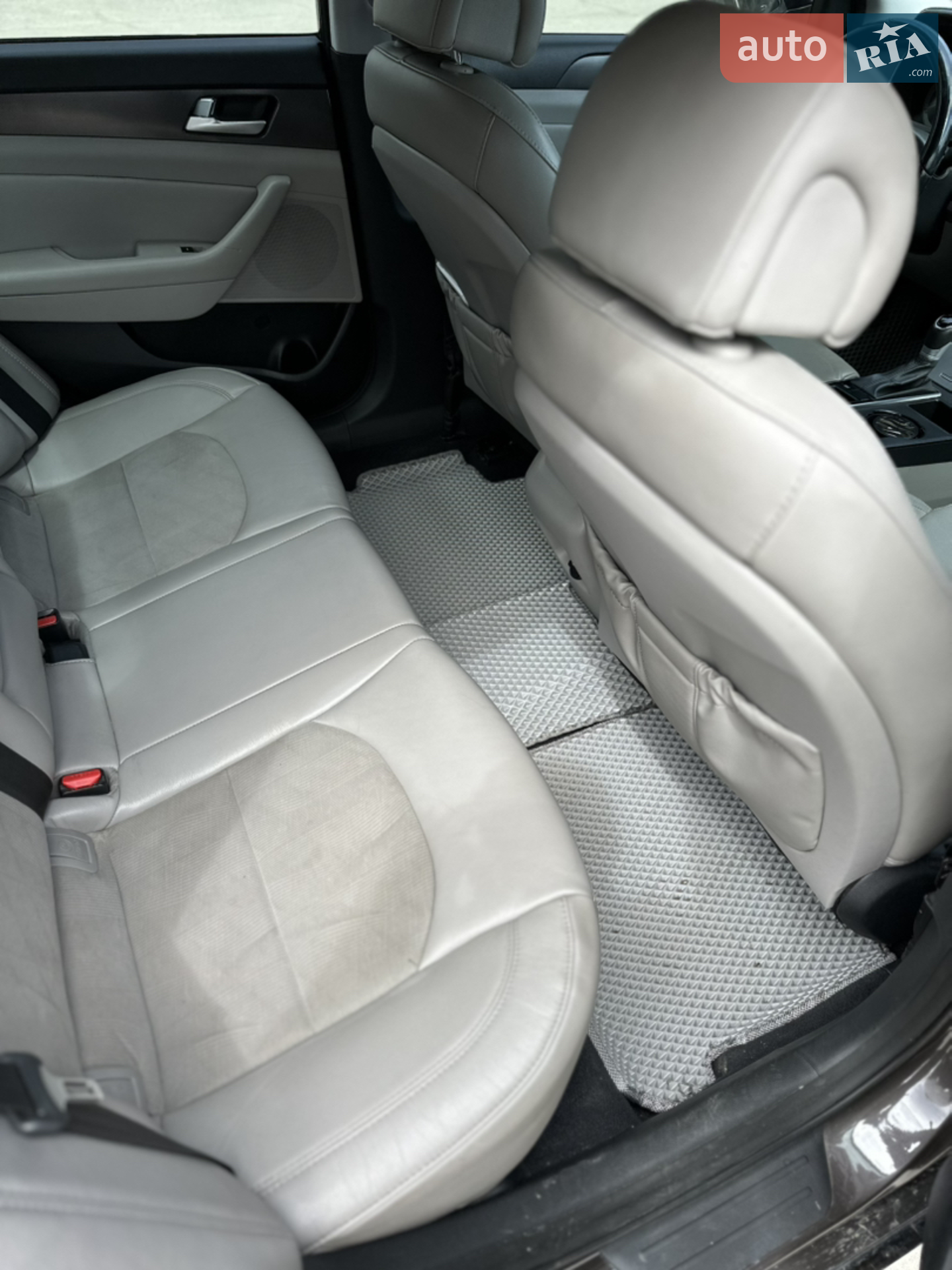 2015 Hyundai Sonata - мініатюра 28