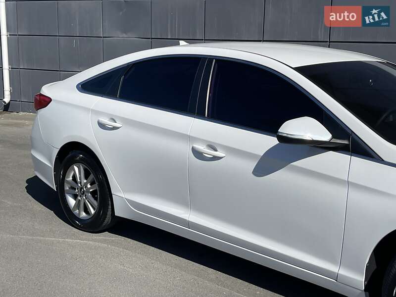 Седан Hyundai Sonata 2016 в Одессе фото 24 Седан Hyundai Sonata 2016 в Одессе