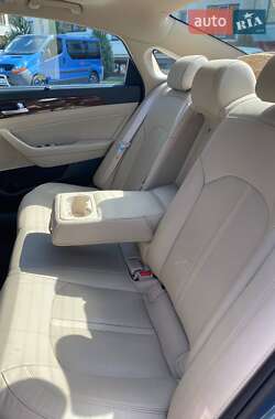 Седан Hyundai Sonata 2015 в 