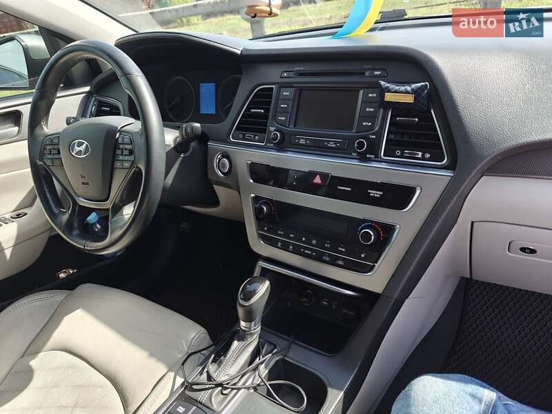 Седан Hyundai Sonata 2015 в Киеве фото 34 Седан Hyundai Sonata 2015 в Киеве