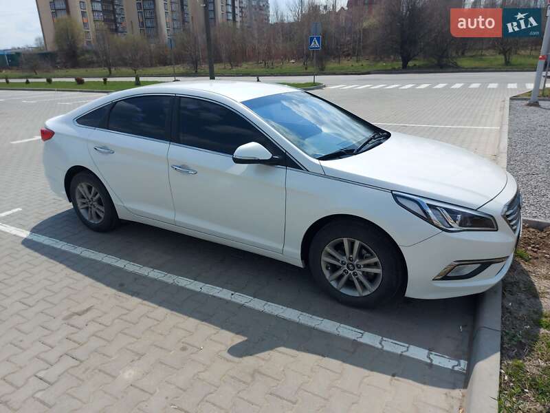 Седан Hyundai Sonata 2015 в Одессе