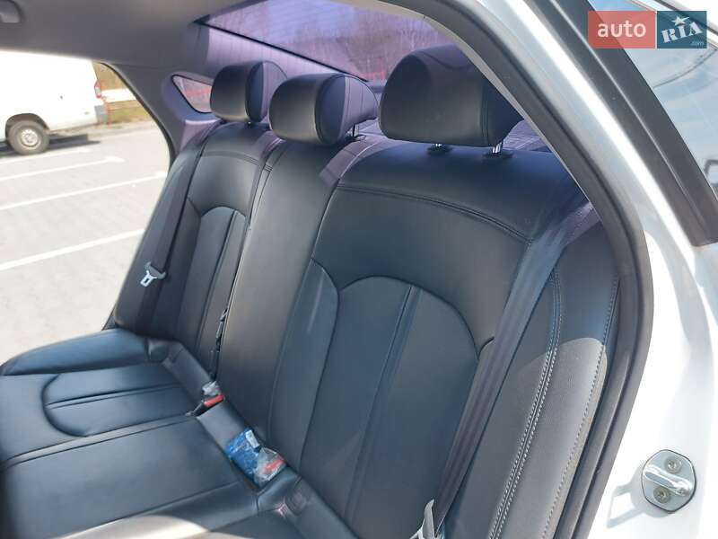 Седан Hyundai Sonata 2015 в Одессе