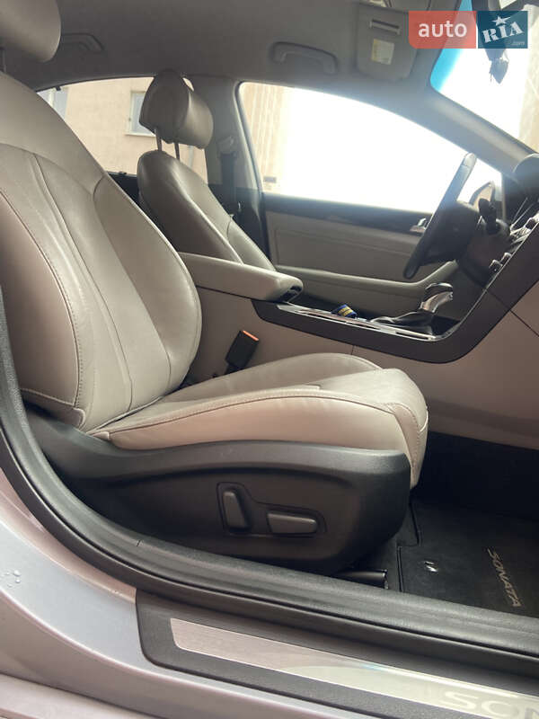 Седан Hyundai Sonata 2016 в Житомире